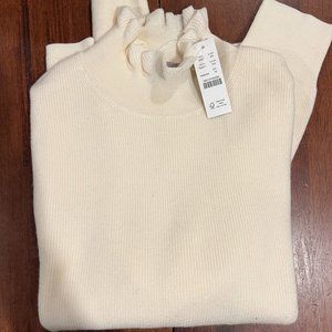 NWT J. Crew Wool Blend Ruffle Neck Sweater - Ivory - Medium